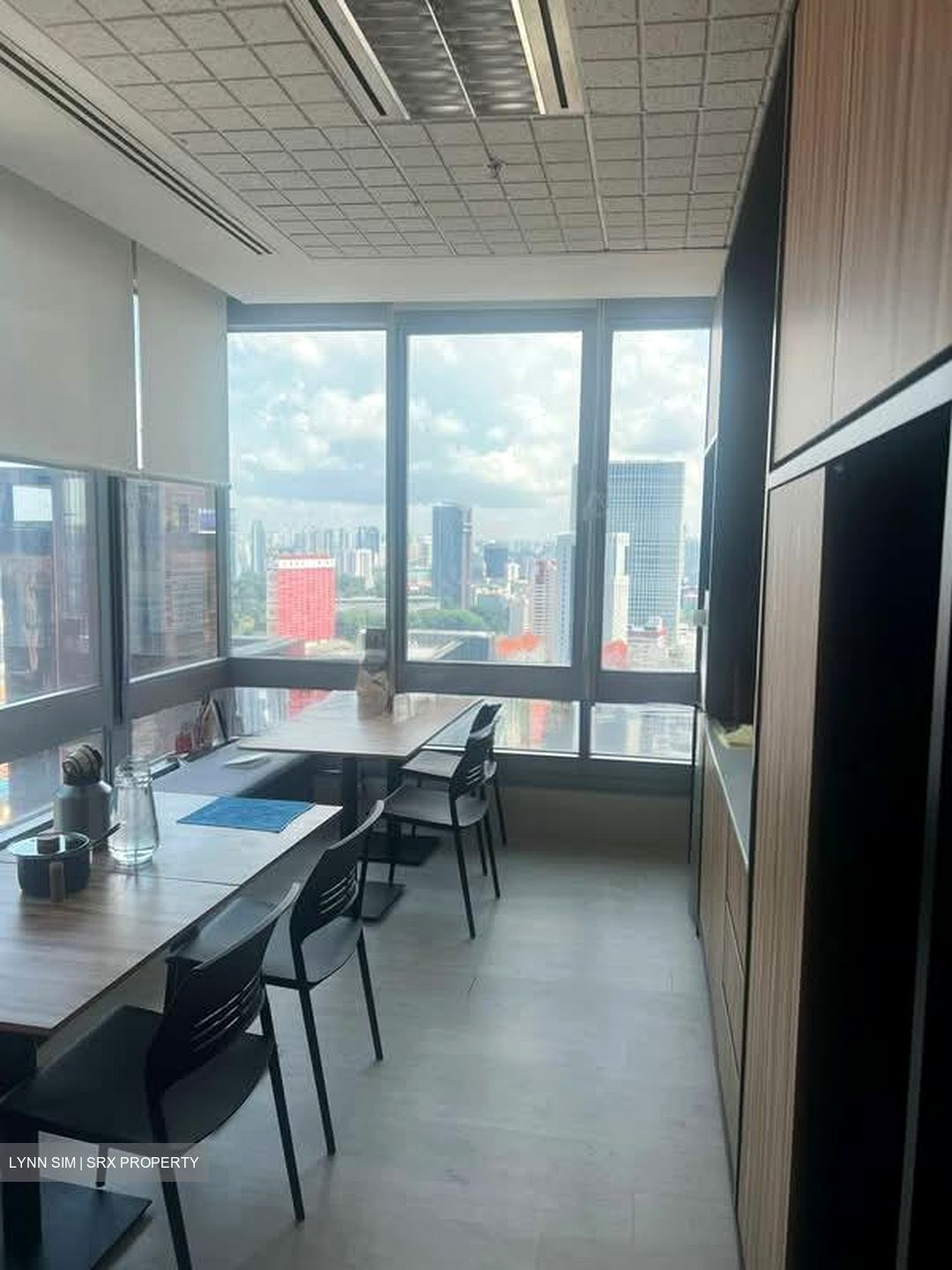 Prudential Tower (D1), Office #625892931